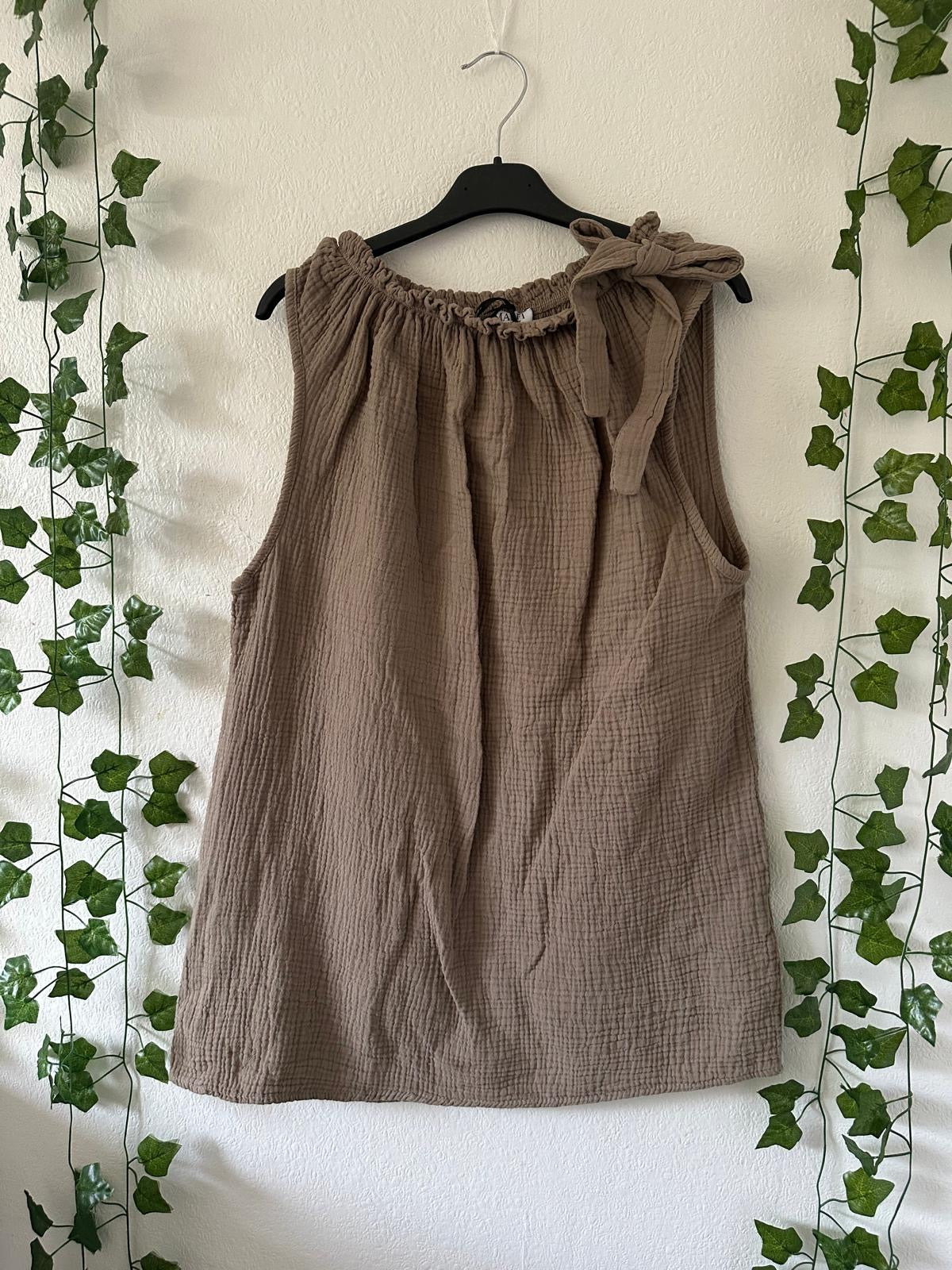 Musselin Top mit Schleife Versch.Farben)