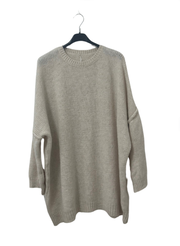 Langer Strickpullover