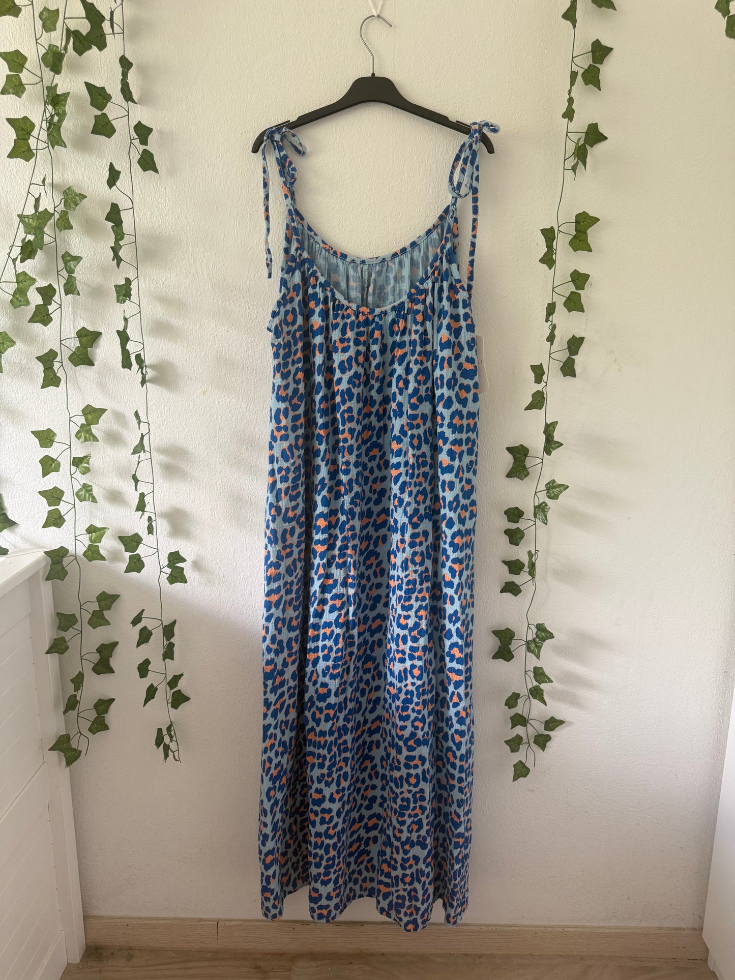 Maxikleid leo Verschie.Farben