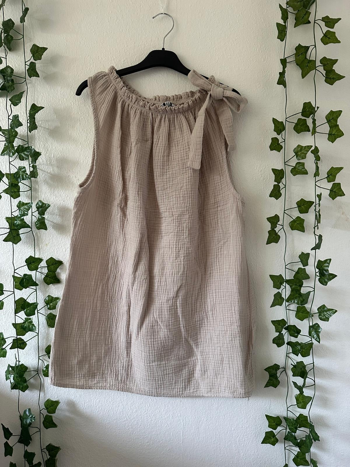 Musselin Top mit Schleife Versch.Farben)