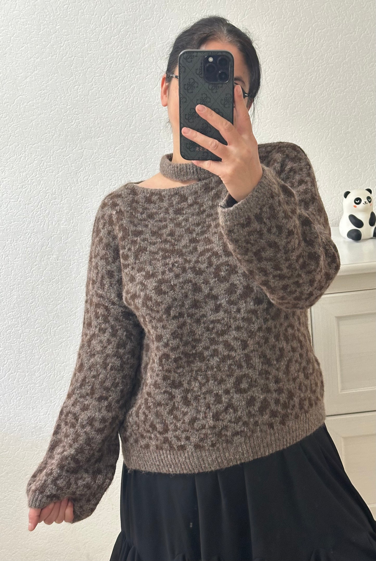 Leo Strickpullover mit Cut-Out Kragen