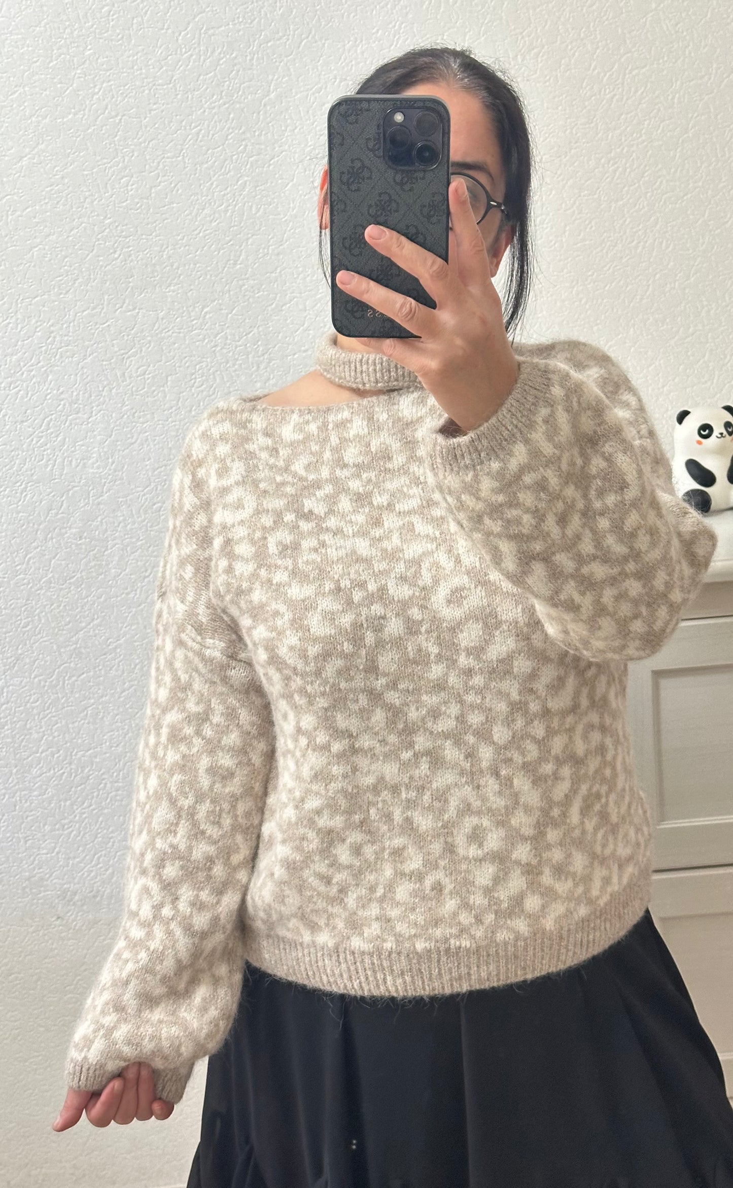 Leo Strickpullover mit Cut-Out Kragen